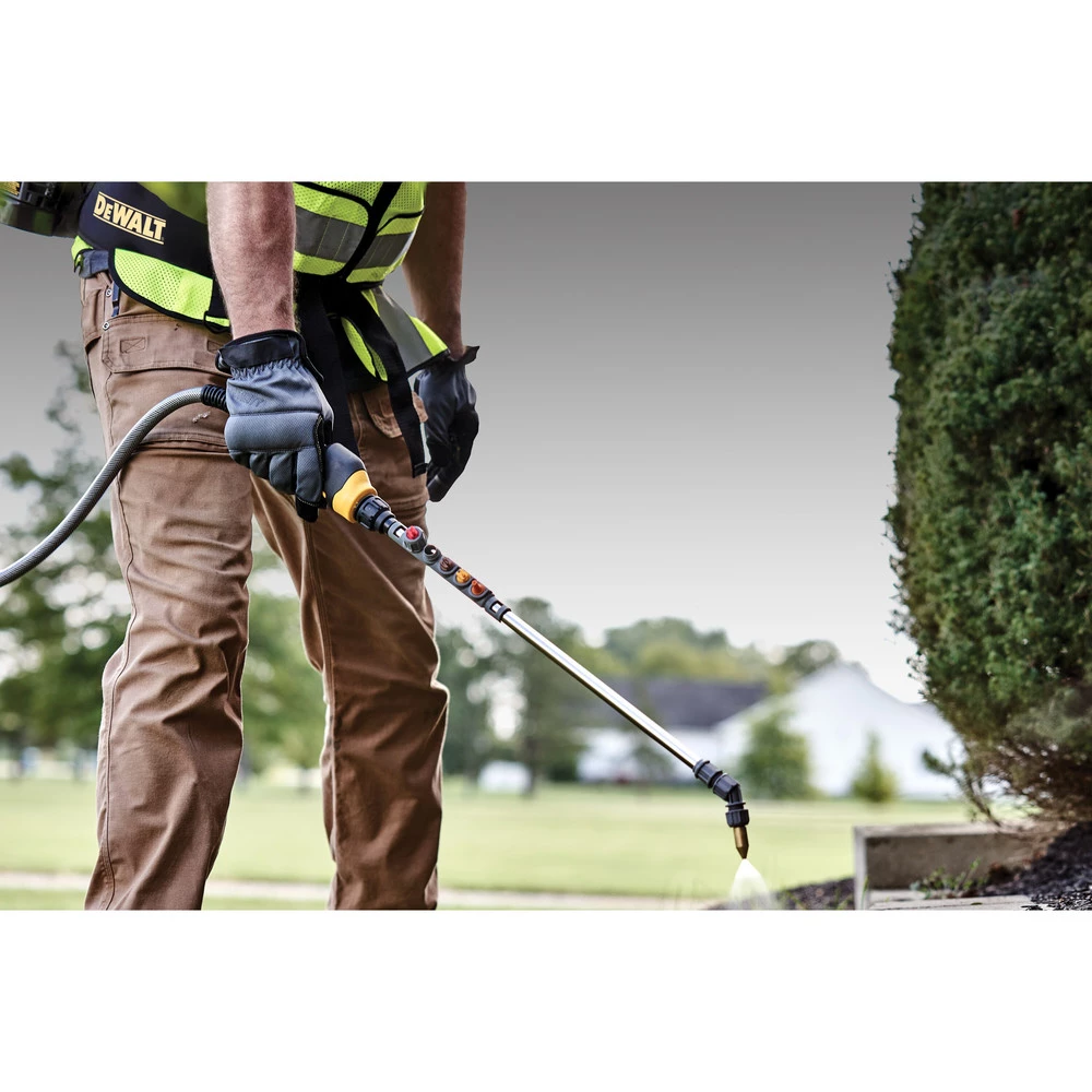 Dewalt 190681 20V MAX 4 Gal. Lithium-ion Cordless Backpack Sprayer Kit (2 Ah) 8 Dewalt 190681 20V MAX 4 Gal. Lithium-ion Cordless Backpack Sprayer Kit (2 Ah) - Image 8