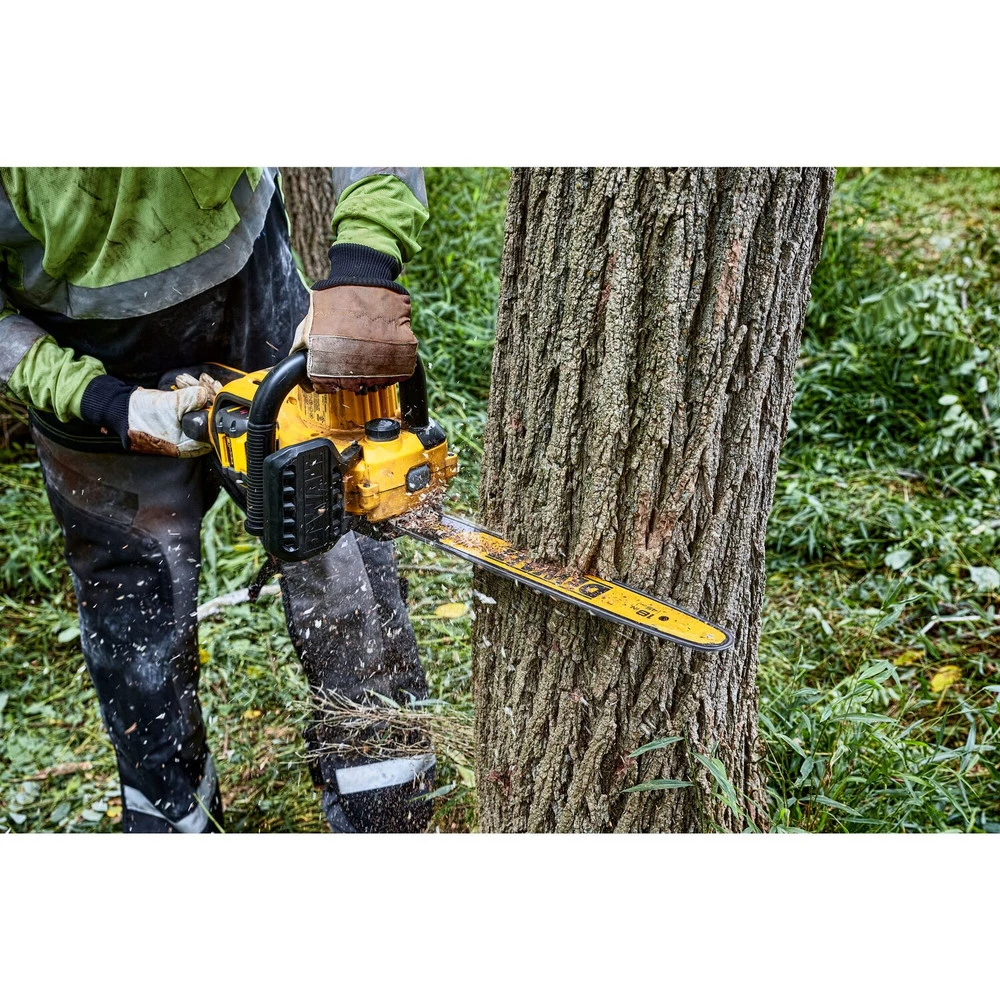 Dewalt DCCS672B 60V MAX Brushless Lithium-Ion 18 In. Cordless Chainsaw (Tool Only) 6 Dewalt DCCS672B 60V MAX Brushless Lithium-Ion 18 In. Cordless Chainsaw (Tool Only) - Image 6