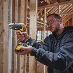 Dewalt DCD709C2 ATOMIC 20V MAX Brushless Compact Lithium-Ion 1/2 In. Cordless Hammer Drill/Driver Kit (1.5 Ah) -Dewalt Sales 2022 dewndcd709c2 e