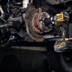 Dewalt DCF921P2 ATOMIC 20V MAX Brushless Lithium-Ion 1/2 In. Cordless Impact Wrench With Hog Ring Anvil Kit With 2 Batteries (5 Ah) -Dewalt Sales 2022 dewndcf921p2 h