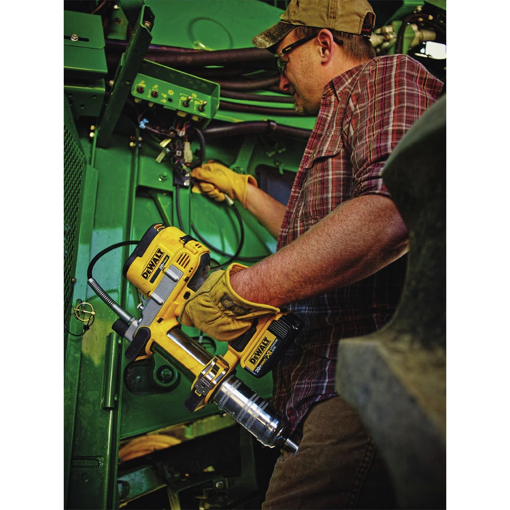 Dewalt DCGG571M1 20V MAX Cordless Lithium-Ion Grease Gun (4 Ah) 15 Dewalt DCGG571M1 20V MAX Cordless Lithium-Ion Grease Gun (4 Ah) - Image 15