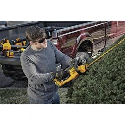 Dewalt DCHT820P1 20V MAX Brushed Lithium-Ion 22 In. Cordless Hedge Trimmer Kit (5 Ah) -Dewalt Sales 2022 dewndcht820p1 b