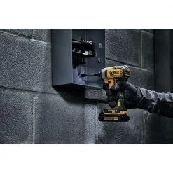 Dewalt DCK277C2 20V MAX 1.5 Ah Cordless Lithium-Ion Compact Brushless Drill And Impact Driver Combo Kit -Dewalt Sales 2022 dewndck277c2 n