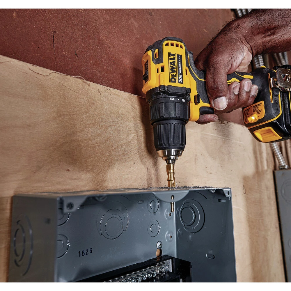 Dewalt DCK278C2 2-Tool Combo Kit - 20V MAX ATOMIC Brushless Cordless Drill Driver & Impact Driver Kit With 2 Batteries (1.3 Ah) 8 Dewalt DCK278C2 2-Tool Combo Kit - 20V MAX ATOMIC Brushless Cordless Drill Driver & Impact Driver Kit With 2 Batteries (1.3 Ah) - Image 8