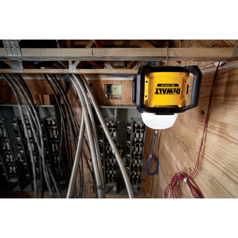 Dewalt DCL074 Tool Connect 20V MAX All-Purpose Cordless Work Light (Tool Only) 7 Dewalt DCL074 Tool Connect 20V MAX All-Purpose Cordless Work Light (Tool Only) - Image 7