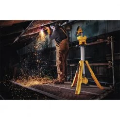 Dewalt DCL079B 20V MAX Cordless Tripod Light (Tool Only) 18 Dewalt DCL079B 20V MAX Cordless Tripod Light (Tool Only) -Dewalt Sales 2022 dewndcl079b f