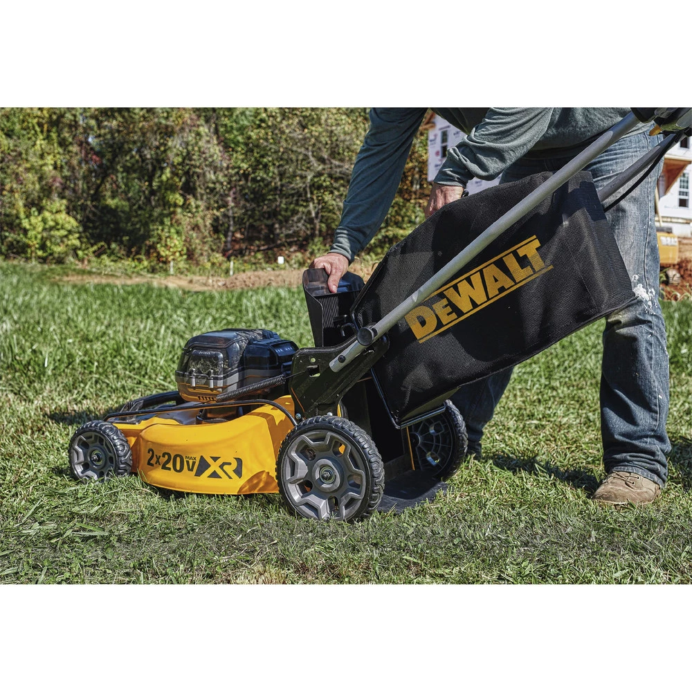 Dewalt DCMW220P2 2X 20V MAX 3-in-1 Cordless Lawn Mower 12 Dewalt DCMW220P2 2X 20V MAX 3-in-1 Cordless Lawn Mower - Image 12