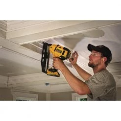 Dewalt DCN660D1 20V MAX 2.0 Ah Cordless Lithium-Ion 16 Gauge 2-1/2 In. 20 Degree Angled Finish Nailer Kit -Dewalt Sales 2022 dewndcn660d1 f