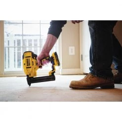 Dewalt DCN681D1 20V MAX Cordless Lithium-Ion 18 Gauge Narrow Crown Stapler Kit 31 Dewalt DCN681D1 20V MAX Cordless Lithium-Ion 18 Gauge Narrow Crown Stapler Kit -Dewalt Sales 2022 dewndcn681d1 l