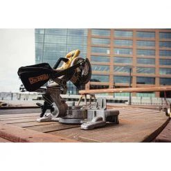Dewalt DCS361M1 20V MAX Cordless Lithium-Ion 7-1/4 In. Sliding Compound Miter Saw Kit -Dewalt Sales 2022 dewndcs361m1 r