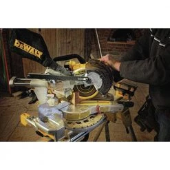 Dewalt DCS361M1 20V MAX Cordless Lithium-Ion 7-1/4 In. Sliding Compound Miter Saw Kit -Dewalt Sales 2022 dewndcs361m1 u