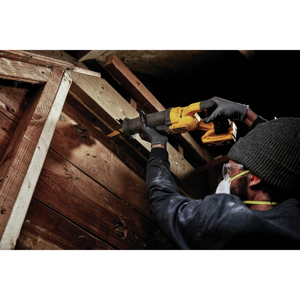 Dewalt DCS368W1 20V MAX XR POWER DETECT Brushless Lithium-Ion Cordless Reciprocating Saw Kit (8 Ah) 14 Dewalt DCS368W1 20V MAX XR POWER DETECT Brushless Lithium-Ion Cordless Reciprocating Saw Kit (8 Ah) - Image 14