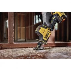 Dewalt DCS369B-DCB240-BNDL ATOMIC 20V MAX Lithium-Ion One-Handed Cordless Reciprocating Saw And 4 Ah Compact Lithium-Ion Battery -Dewalt Sales 2022 dewndcs369b dcb240 bndl j