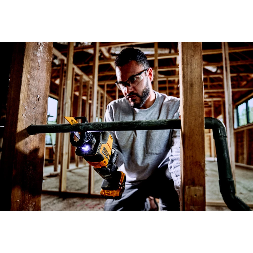 Dewalt DCS369B ATOMIC 20V MAX Lithium-Ion One-Handed Cordless Reciprocating Saw (Tool Only) 4 Dewalt DCS369B ATOMIC 20V MAX Lithium-Ion One-Handed Cordless Reciprocating Saw (Tool Only) - Image 4