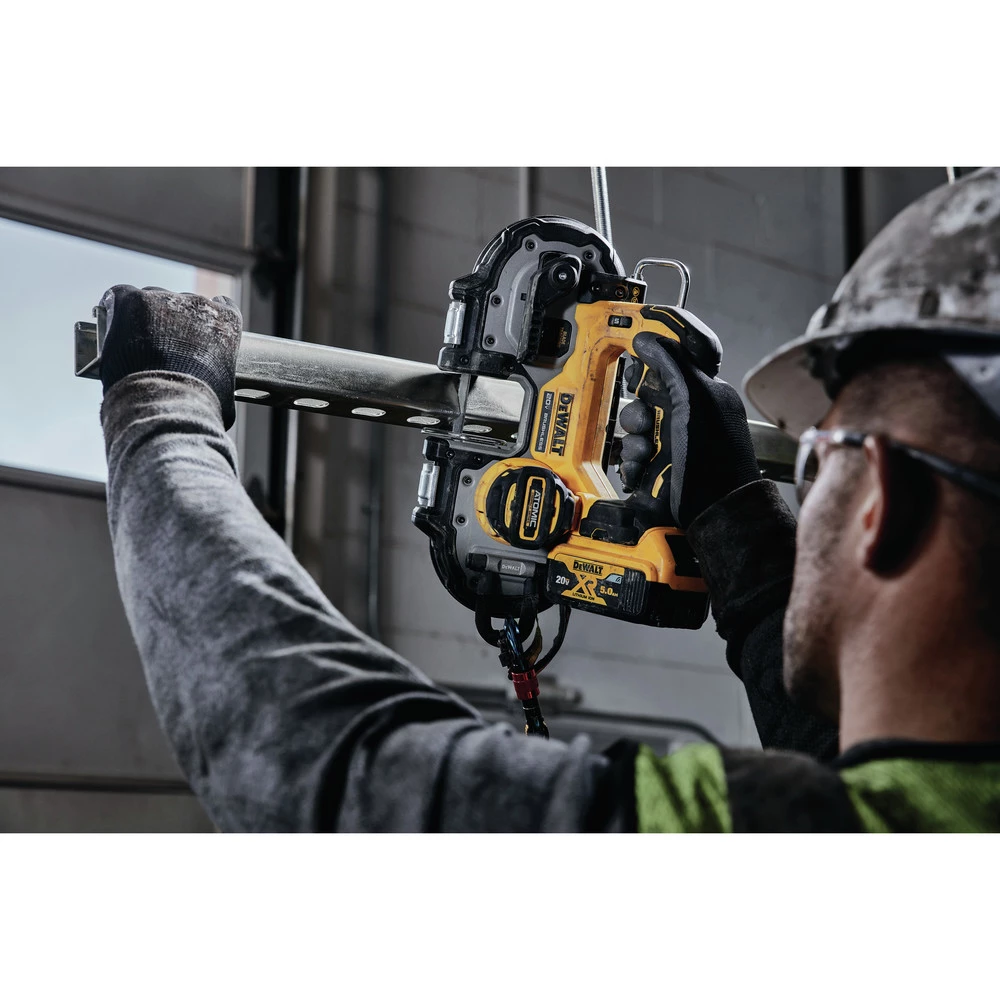 Dewalt DCS377Q1 ATOMIC 20V MAX Brushless Lithium-Ion 1-3/4 In. Cordless Band Saw Kit (4 Ah) 8 Dewalt DCS377Q1 ATOMIC 20V MAX Brushless Lithium-Ion 1-3/4 In. Cordless Band Saw Kit (4 Ah) - Image 8