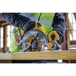 Dewalt DCS578X1 FLEXVOLT 60V MAX Brushless Lithium-Ion 7-1/4 In. Cordless Circular Saw Kit With Brake And (1) 9 Ah Battery -Dewalt Sales 2022 dewndcs578x1 h