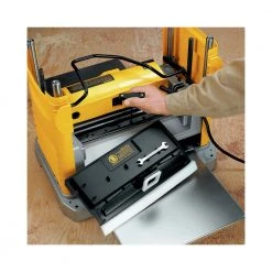 Dewalt DW734 120V 15 Amp Brushed 12-1/2 In. Corded Thickness Planer With Three Knife Cutter-Head 30 Dewalt DW734 120V 15 Amp Brushed 12-1/2 In. Corded Thickness Planer With Three Knife Cutter-Head -Dewalt Sales 2022 dewndw734 h