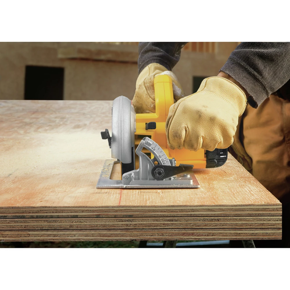 Dewalt DWE575 7-1/4 In. Circular Saw Kit 18 Dewalt DWE575 7-1/4 In. Circular Saw Kit - Image 18