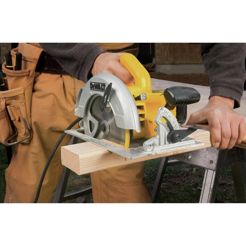 Dewalt DWE575 7-1/4 In. Circular Saw Kit 19 Dewalt DWE575 7-1/4 In. Circular Saw Kit - Image 19