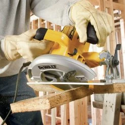 Dewalt DWE575SB 7-1/4 In. Circular Saw Kit With Electric Brake -Dewalt Sales 2022 dewndwe575sb f