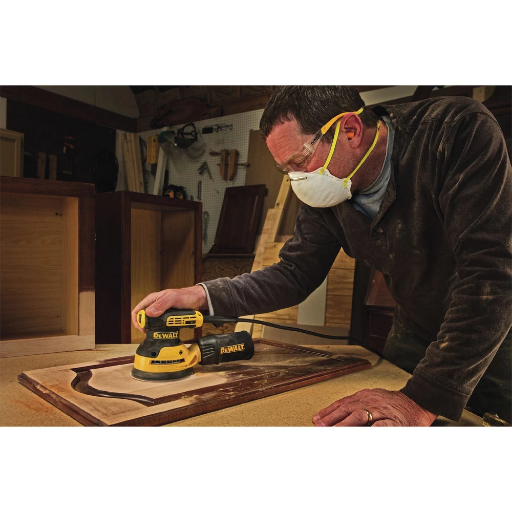 Dewalt DWE6423K 5 In. Variable Speed Random Orbital Sander With H&L Pad And Bag 12 Dewalt DWE6423K 5 In. Variable Speed Random Orbital Sander With H&L Pad And Bag - Image 12