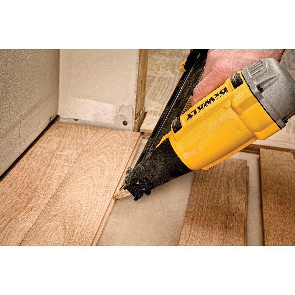 Dewalt DWFP72155 Precision Point 15-Gauge 2-1/2 In. DA Style Finish Nailer 5 Dewalt DWFP72155 Precision Point 15-Gauge 2-1/2 In. DA Style Finish Nailer - Image 5