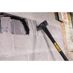 Dewalt DWHT56028 EXOCORE 128 Oz. Sledge Hammer 19 Dewalt DWHT56028 EXOCORE 128 Oz. Sledge Hammer -Dewalt Sales 2022 dewndwht56028 h