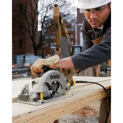 Dewalt DWS535B 120V 15 Amp Brushed 7-1/4 In. Corded Worm Drive Circular Saw With Electric Brake 53 Dewalt DWS535B 120V 15 Amp Brushed 7-1/4 In. Corded Worm Drive Circular Saw With Electric Brake -Dewalt Sales 2022 dewndws535b z