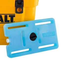 Dewalt DXC1001 10 Quart Roto-Molded Lunchbox Cooler/ 10 Quart Ice Pack Cooler Combo -Dewalt Sales 2022 dewndxc1001 b